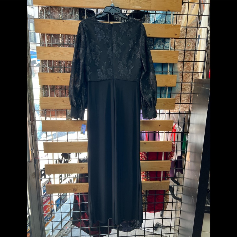 NWT,Nightway
Women's Balloon Cuff Sleeve Gown,black - Picture 6 of 17